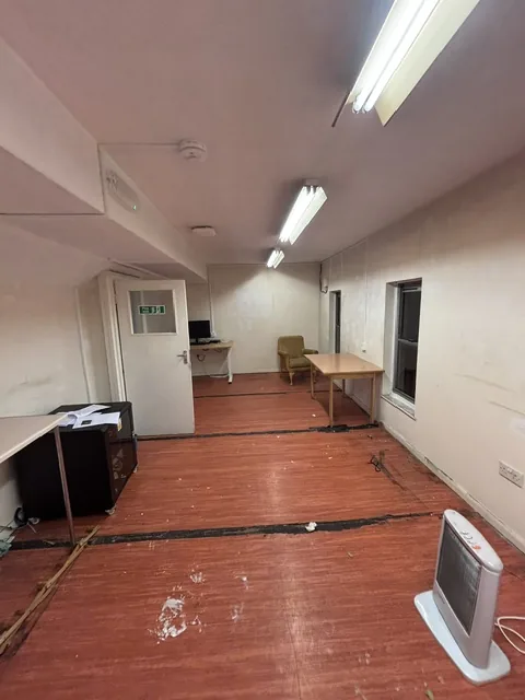 Asbestos artex removal from plasterboard walls in Friern Barnet