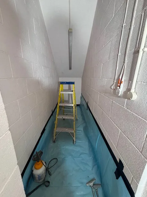 HSE-licensed asbestos gasket strip-out in N11